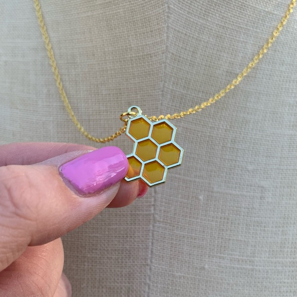 NWT Sterling Silver Plated Chain & Honeycomb Alloy Metal Charm Necklace - Picture 9 of 15